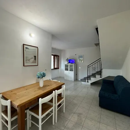 Feriehus Casa Giulietta - Centro San Teodoro (Sardinia)